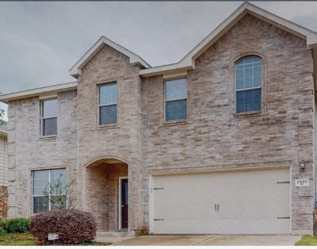 Building Photo - 2840 Merry View Ln