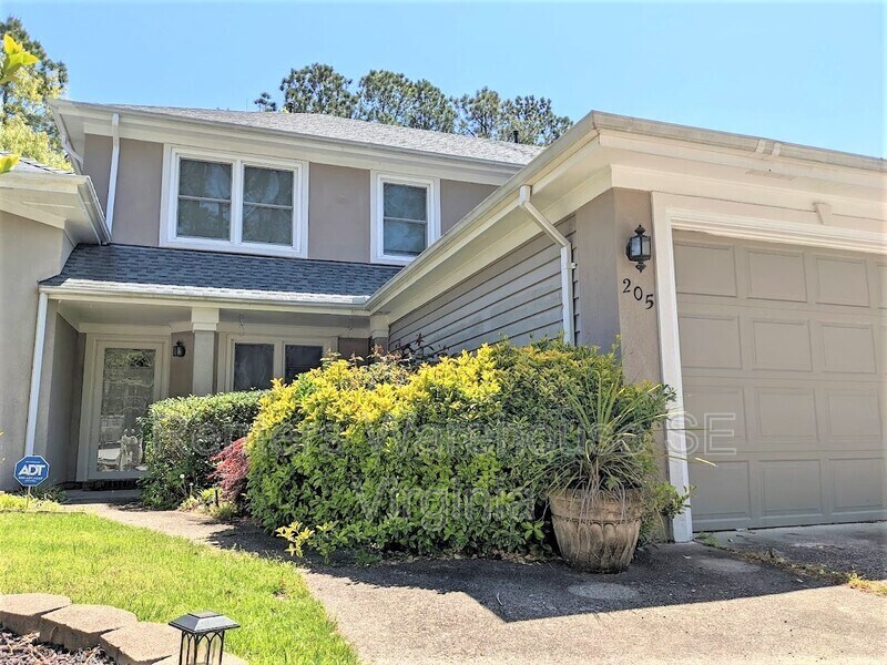 205 Esplanade Pl, Chesapeake, VA 23320 House Rental in Chesapeake, VA