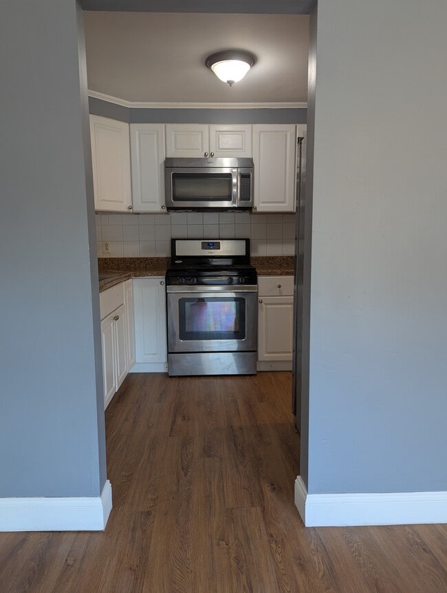 Building Photo - 297 Pawtucket Blvd