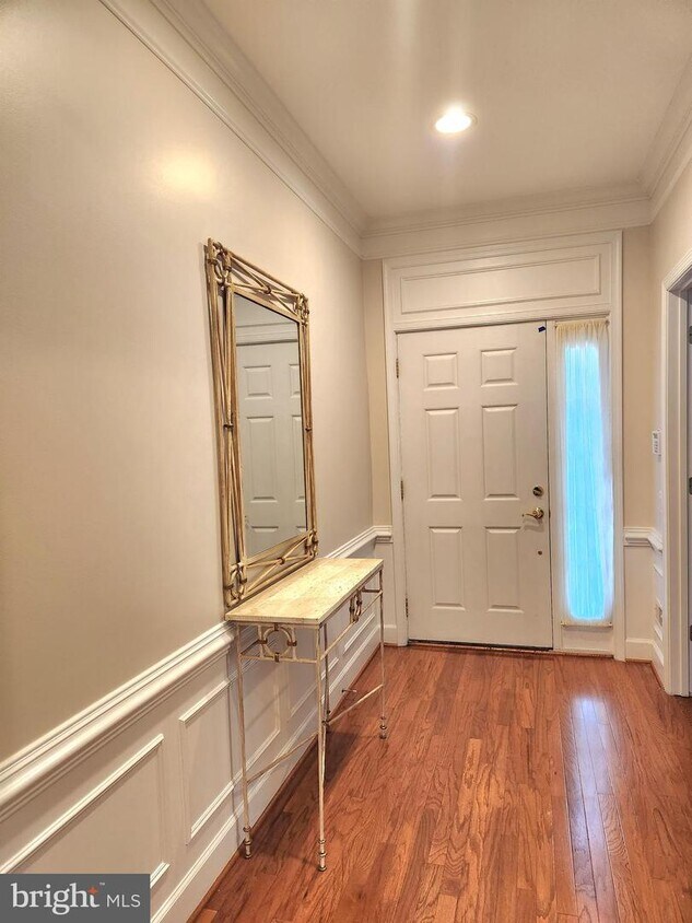 Primary Photo - 20667 Golden Ridge Dr