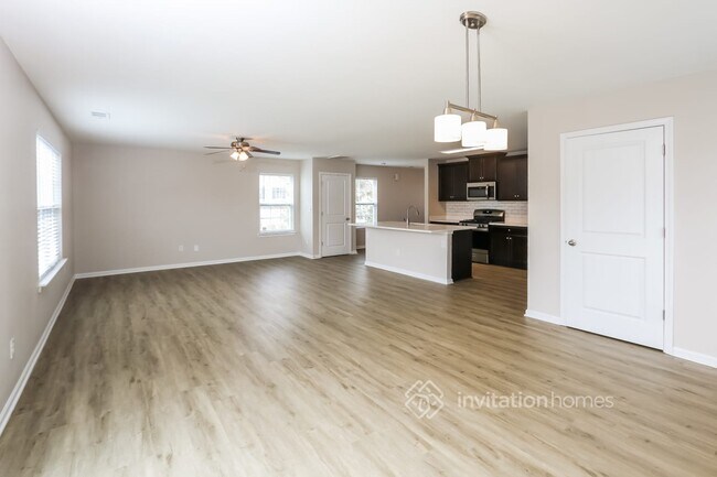 Foto del edificio - 8730 Longnor St