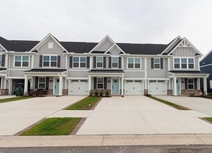 Building Photo - 8907 Hudson Ln