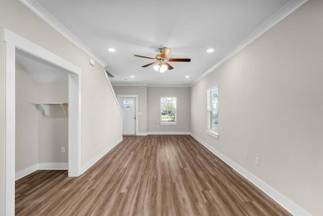 Building Photo - 359 N Sand Palm Rd