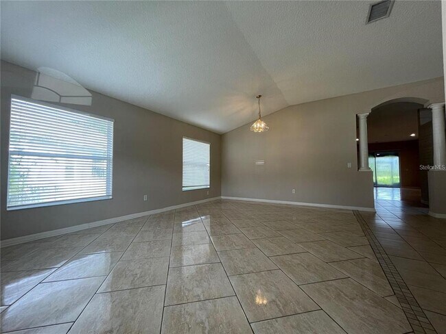 Foto del edificio - 3009 Sunwatch Dr