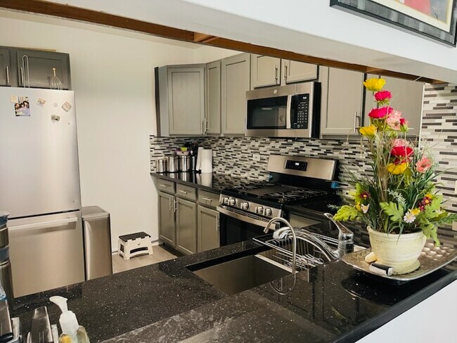 Foto del edificio - 3192 Teal Bay Ct