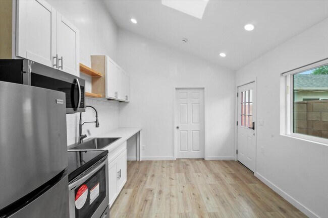 Building Photo - 24033 Welby Way