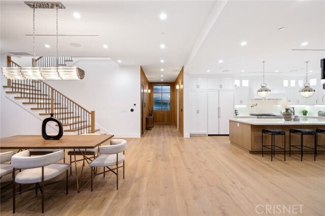 Foto del edificio - 13627 Chandler Blvd