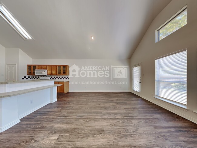 Foto del edificio - 7906 Clear Fork Trail