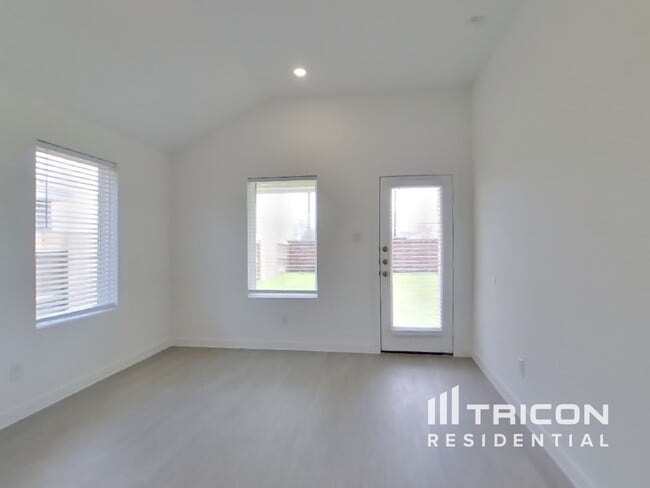 Foto del edificio - 3024 Pintail St