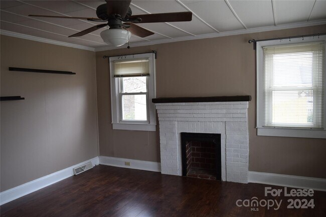 Building Photo - 148 Brookwood Ave NW