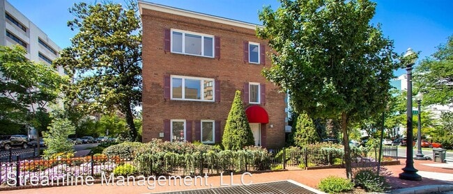 Building Photo - 3 br, 3 bath House - 837 New Hampshire Ave NW