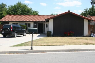 Building Photo - 4413 Foxboro Ave