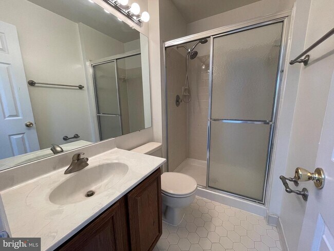 Foto del edificio - 313 Cloude's Mill Dr