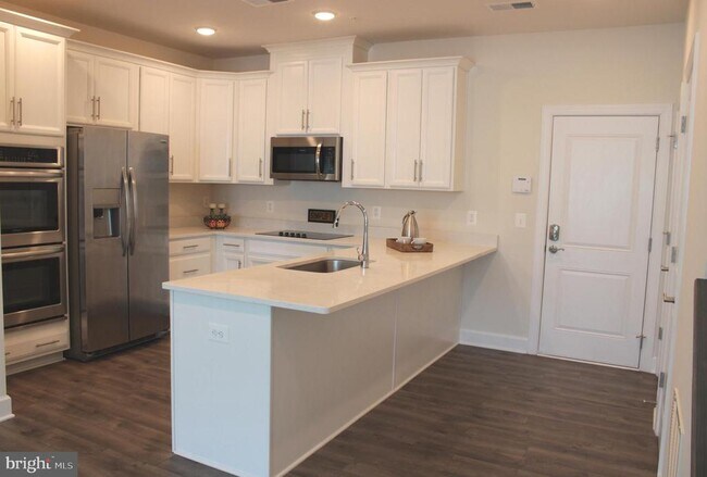 Foto del edificio - 10417 Ratcliffe Trl