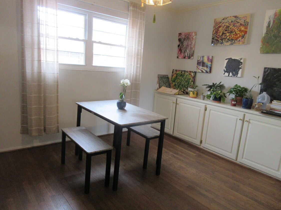 Foto principal - 3660 Peachtree Rd NE