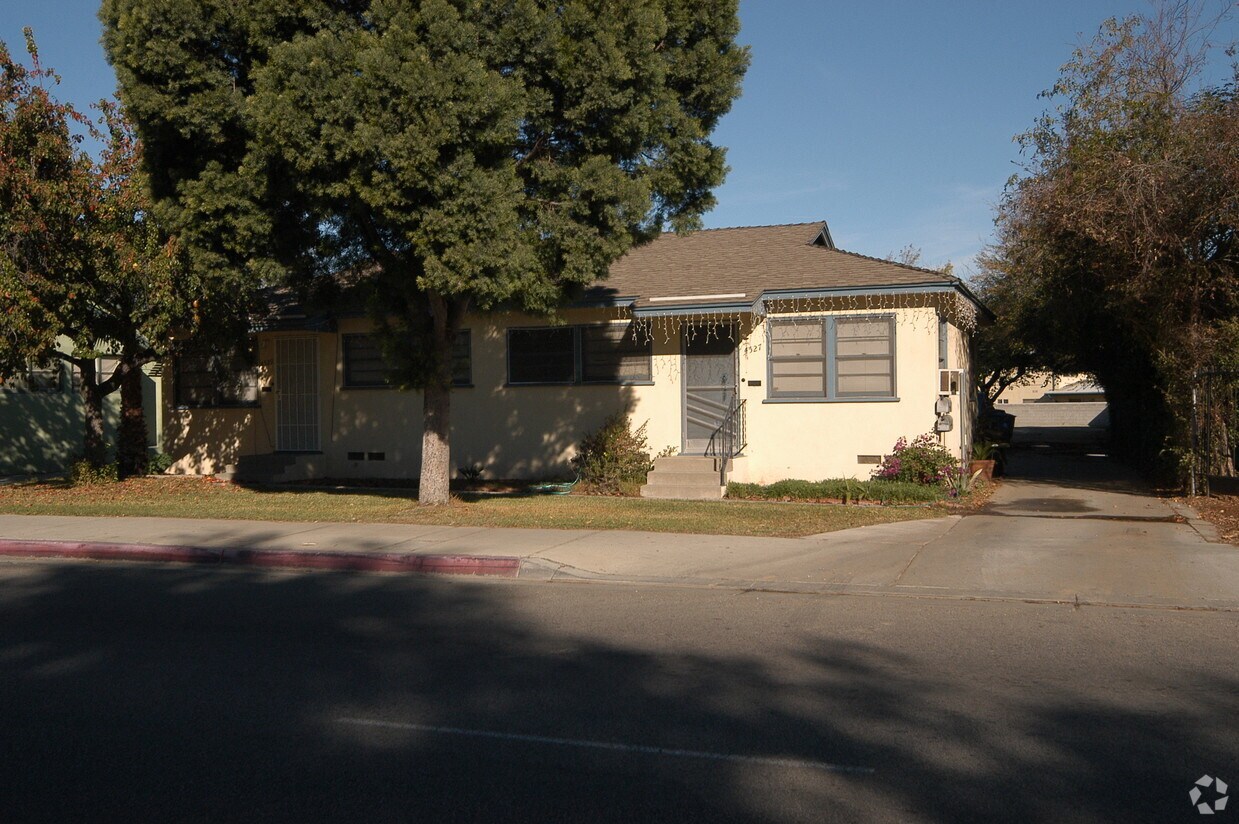 Building Photo - 4523 Jurupa Ave