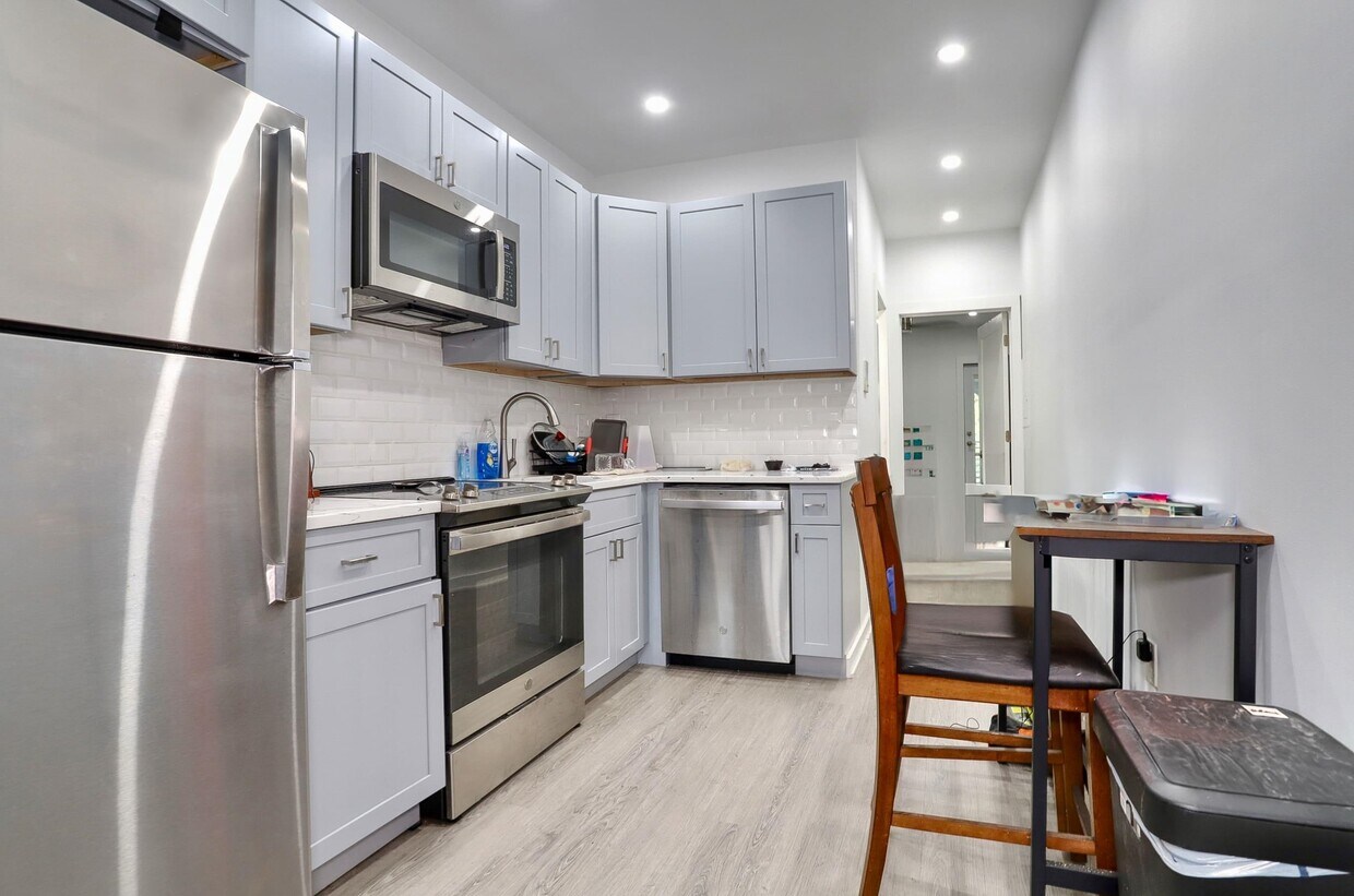 Foto principal - 310 Madison St