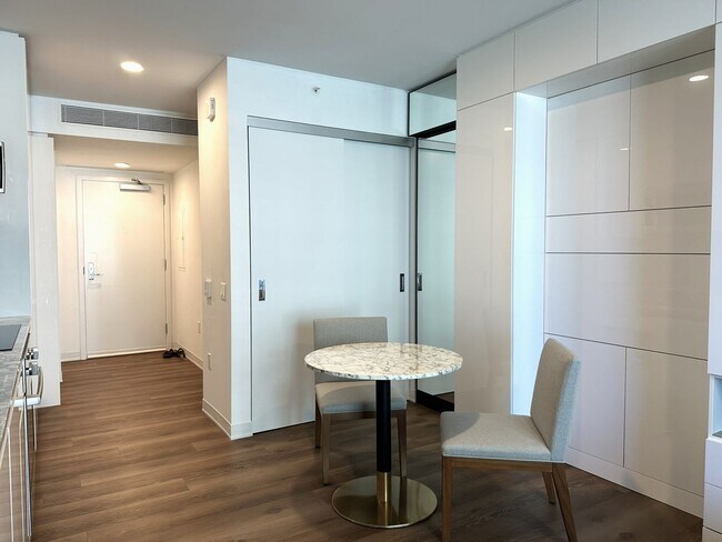 Foto del edificio - Aalii - Furnished Studio/1BA/1PK