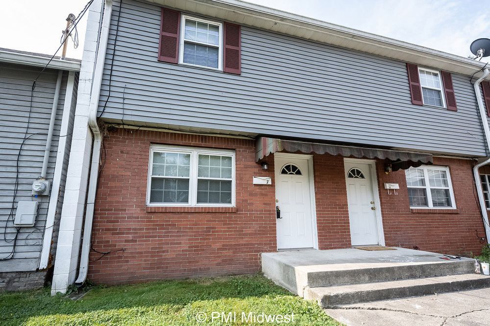 Floorplan - 301 W Adams St