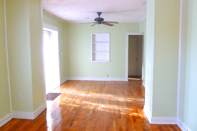 Dining Room - 4810 Holly St