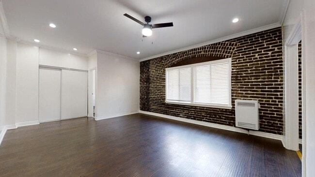 Building Photo - New Hampshire Manor