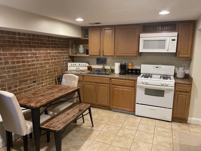Foto del edificio - 319 14th St NE