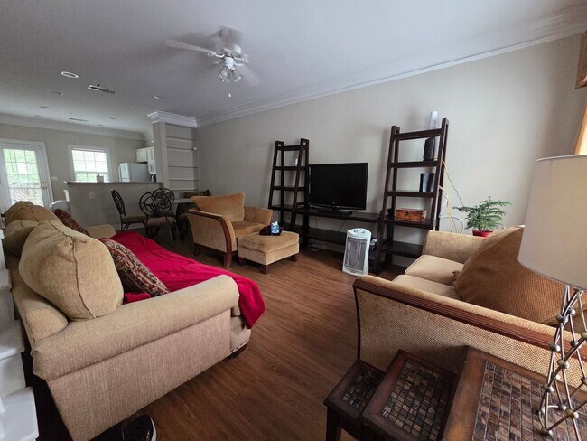 Foto del edificio - 2 Bed 2.5 Bath Condo