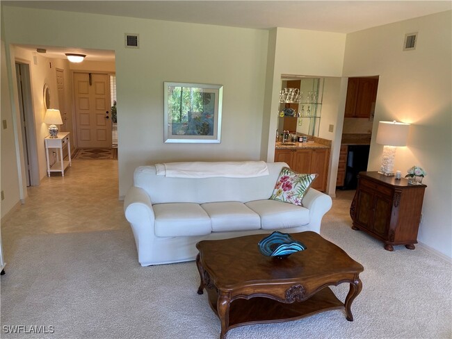 Foto del edificio - 6760 Pelican Bay Blvd