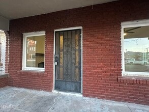 Building Photo - 3814 Hueco Ave