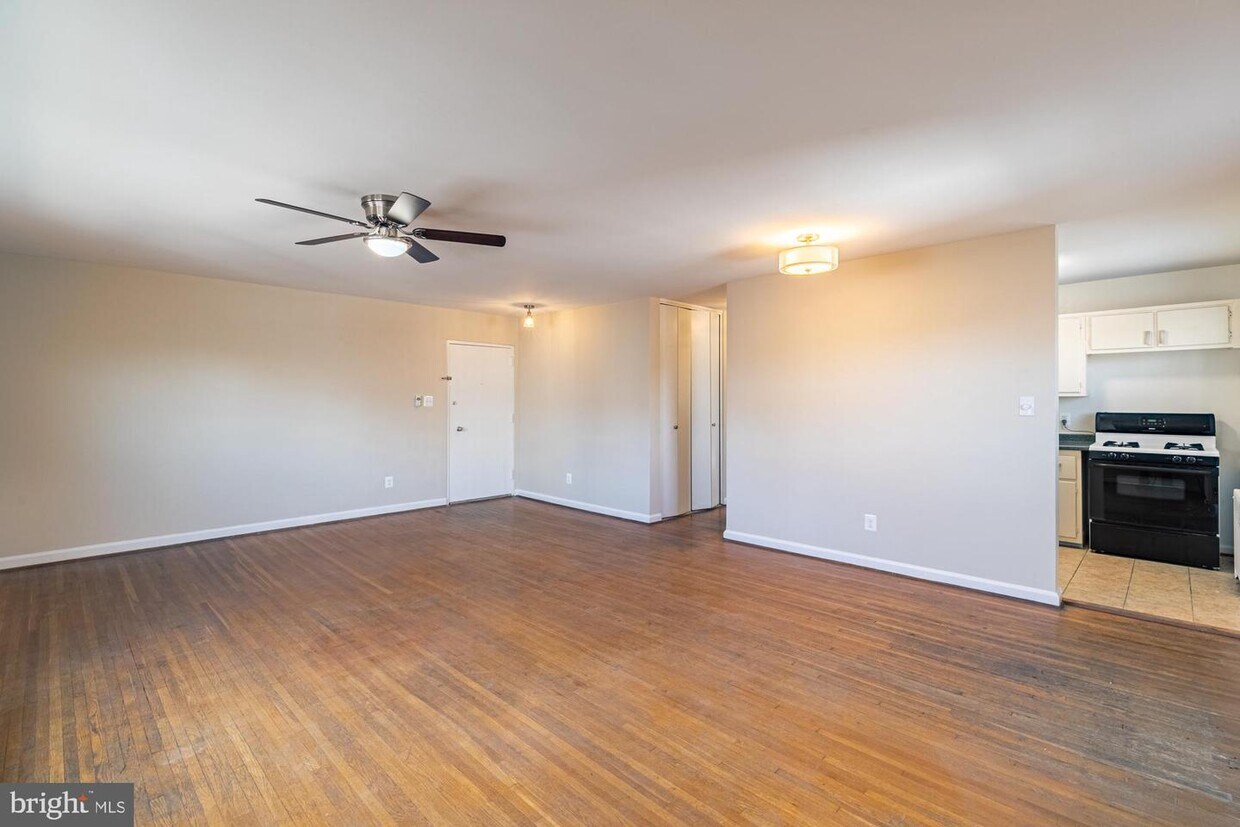 Primary Photo - 1510 N Rolfe St