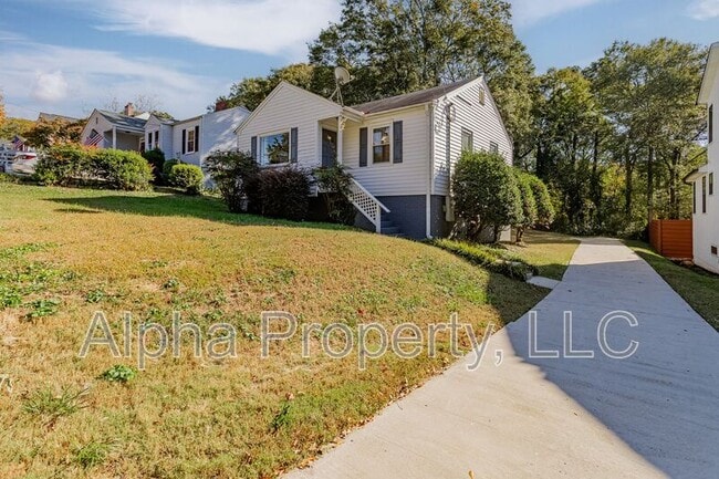 Foto del edificio - 4 Long Hill St