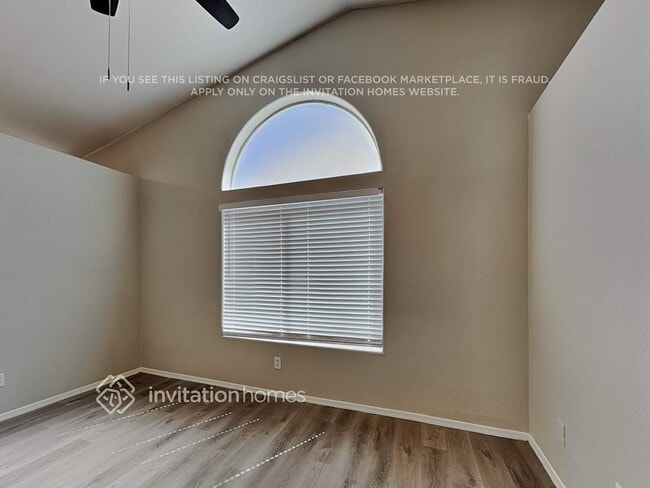 Building Photo - 16507 N 69th Ave