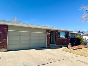 Building Photo - 2307 Fairplay Dr