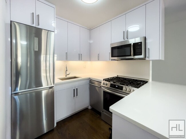 Building Photo - EAST 35 STREET