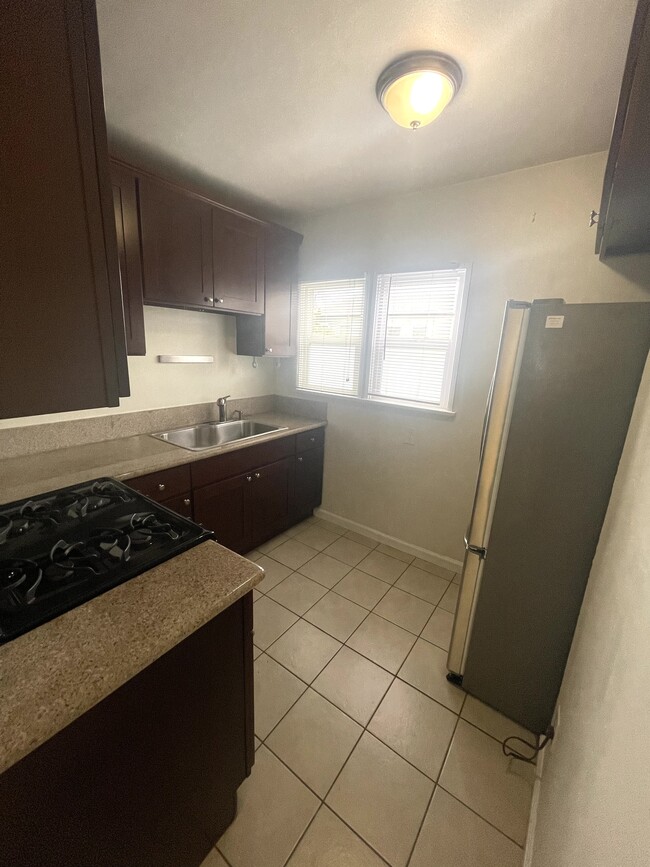 4311 E Ocean Blvd Unit Anthony Whitlow, Long Beach, CA 90803