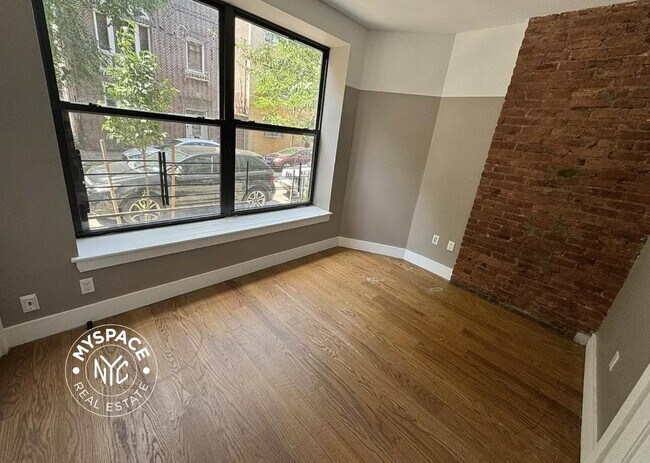 Building Photo - 144-34-15 159th St