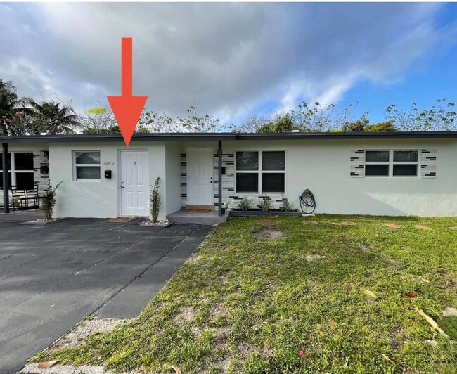 Building Photo - 2459 Grant St