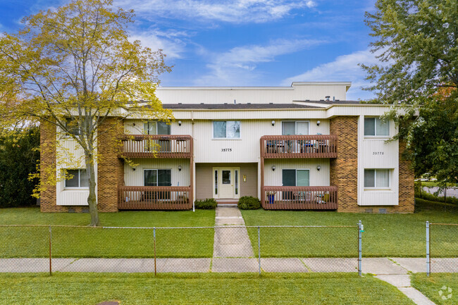 Building Photo - Ramsgate Square Apartments