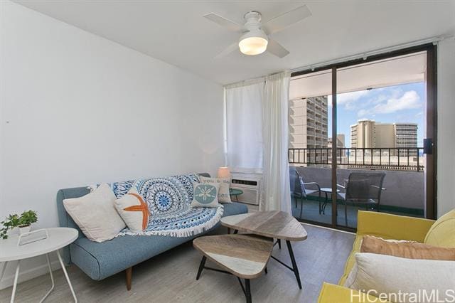 Foto del edificio - 2240 Kuhio Ave.