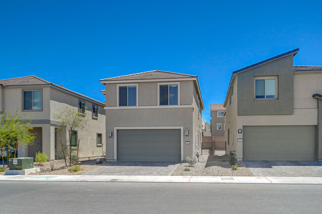 Building Photo - 5927 W Frias Ave