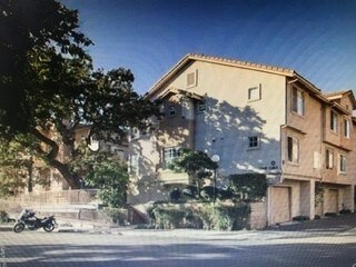 Foto del edificio - 3361 Holly Grove St