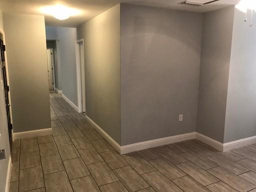 Foto del edificio - 935 Forest Ave