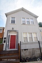 Building Photo - 725 N Throop St