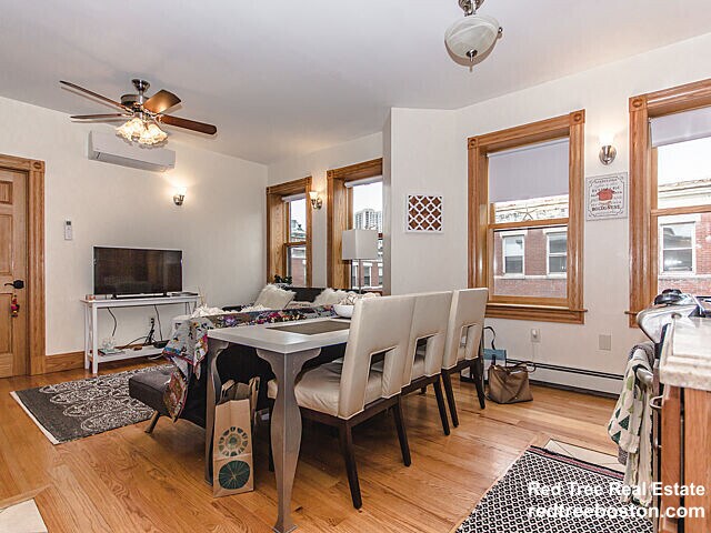 Foto del edificio - 60 Phillips St