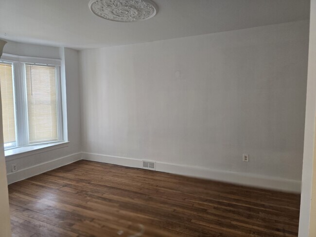 Foto del edificio - 633 Westminster St