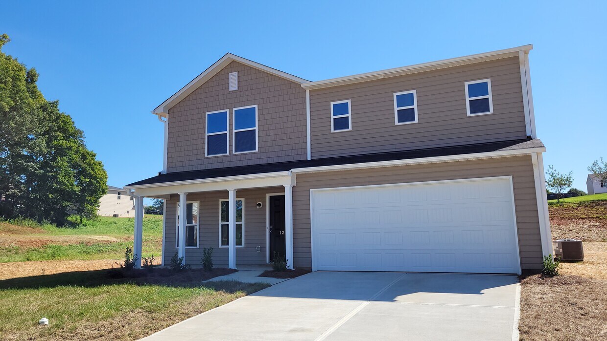 121 Lynne Ave, King, NC 27021 House Rental in King, NC