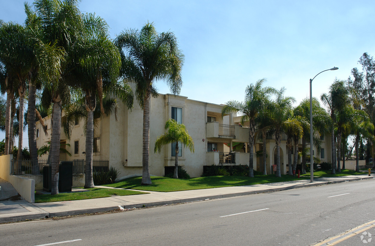 Foto del edificio - Edwards Street Apartments