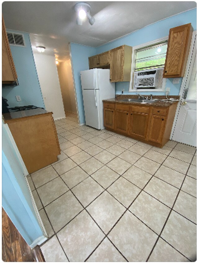 Primary Photo - 135 Macey Ave