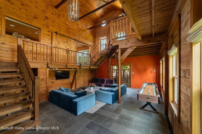 Foto del edificio - 136 US-9