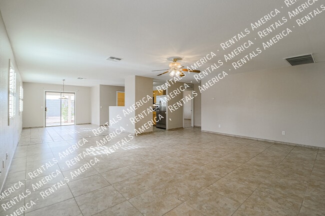 Building Photo - 2575 N Lupita Pl